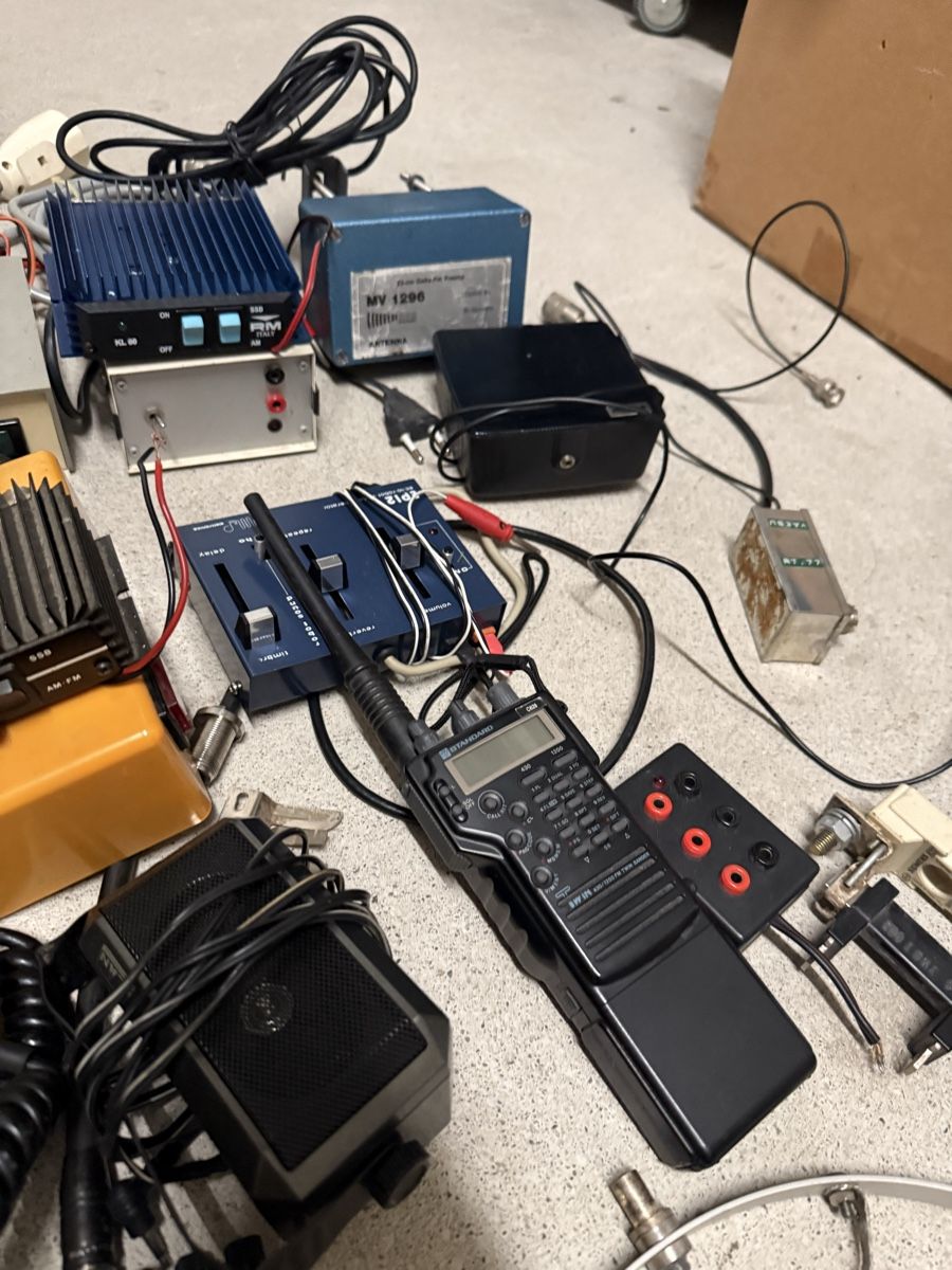 Radiocomunicazione: Funk Sachen DEFEKT – Difettoso da Zuzwil SG venduto da Stepwolf 6