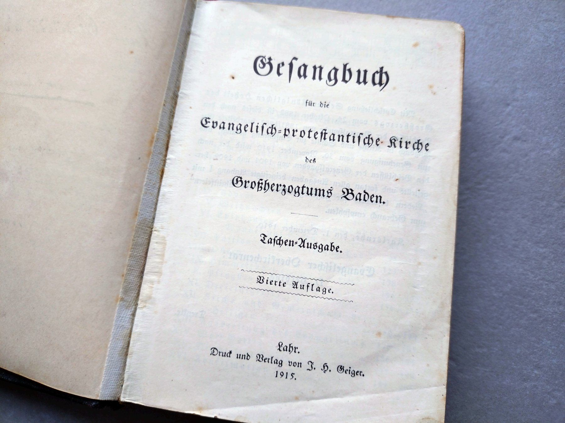 Libri: Gesangbuch Evangelisch-protestantische Kirche 1915 – Usato da Kilchberg ZH venduto da Sho5000 1