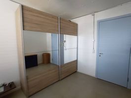 Kleiderschrank