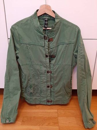 Desigual Jacke; Grösse 40 / grün