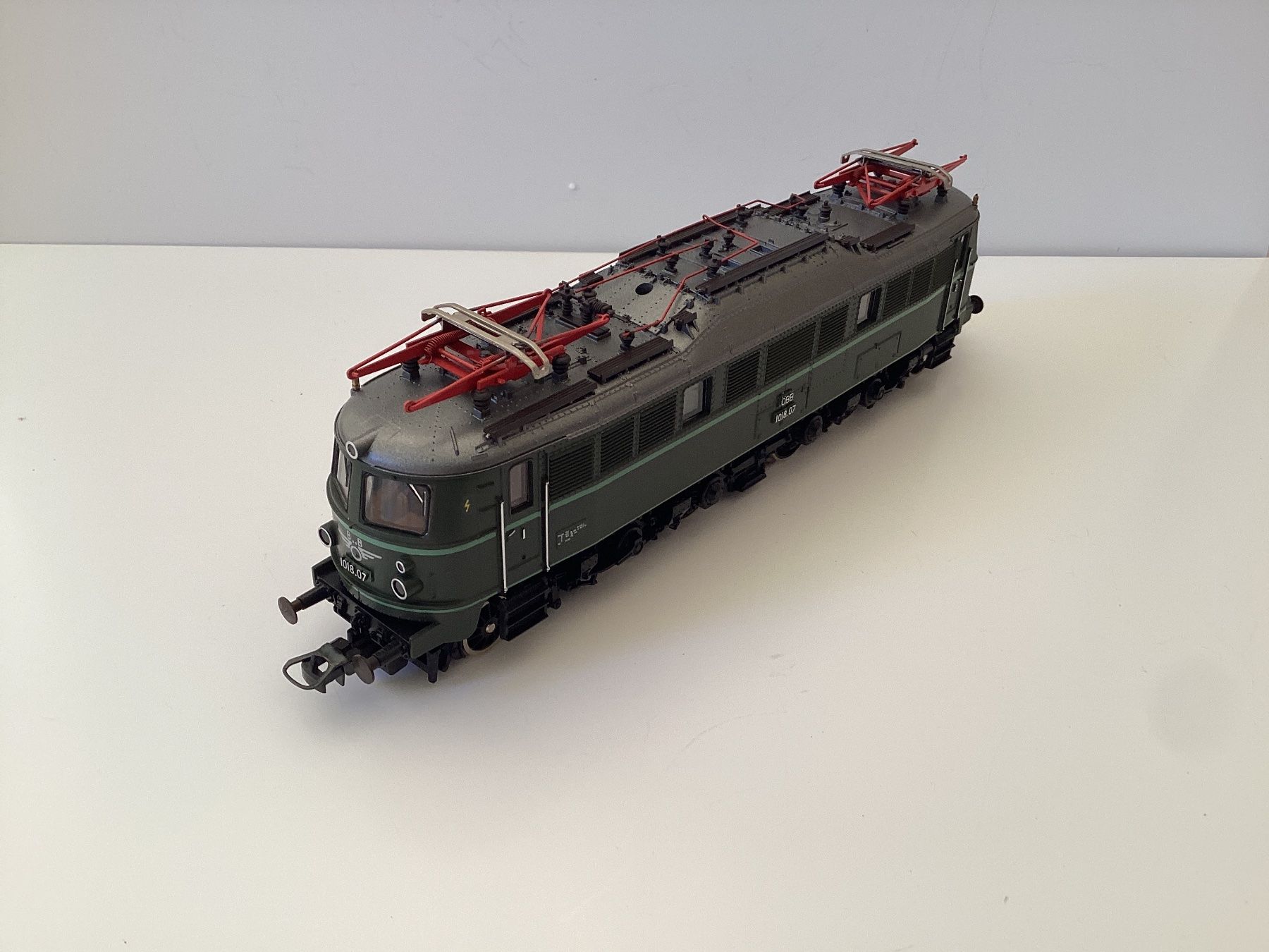 Roco Modellini di ferrovie: Roco 04141F ÖBB 1018.07 H0 1:87 – Usato da Effretikon venduto da simtek_de