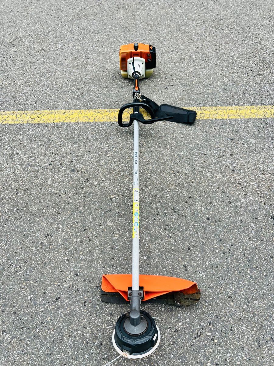 Stihl Tutti gli attrezzi: Rasentrimmer Stihl FS 120 R – Usato da Urdorf venduto da mas_5wfz 5