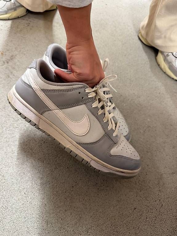 Scarpe da uomo: Nike Schuhe Herren – Usato da Rotkreuz venduto da LoriLori 1