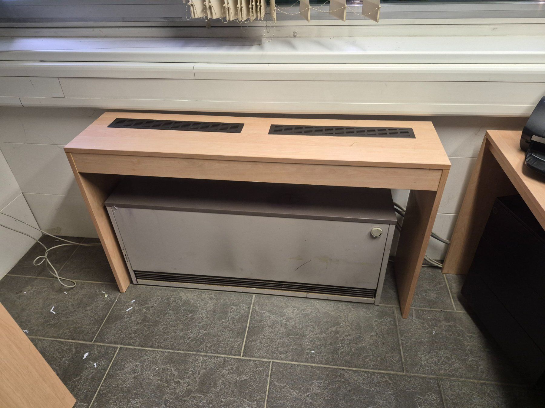Commodes: 908 3x Holzmöbel mit Inhalt – D'occasion à Derendingen par Meisterstuecke 1