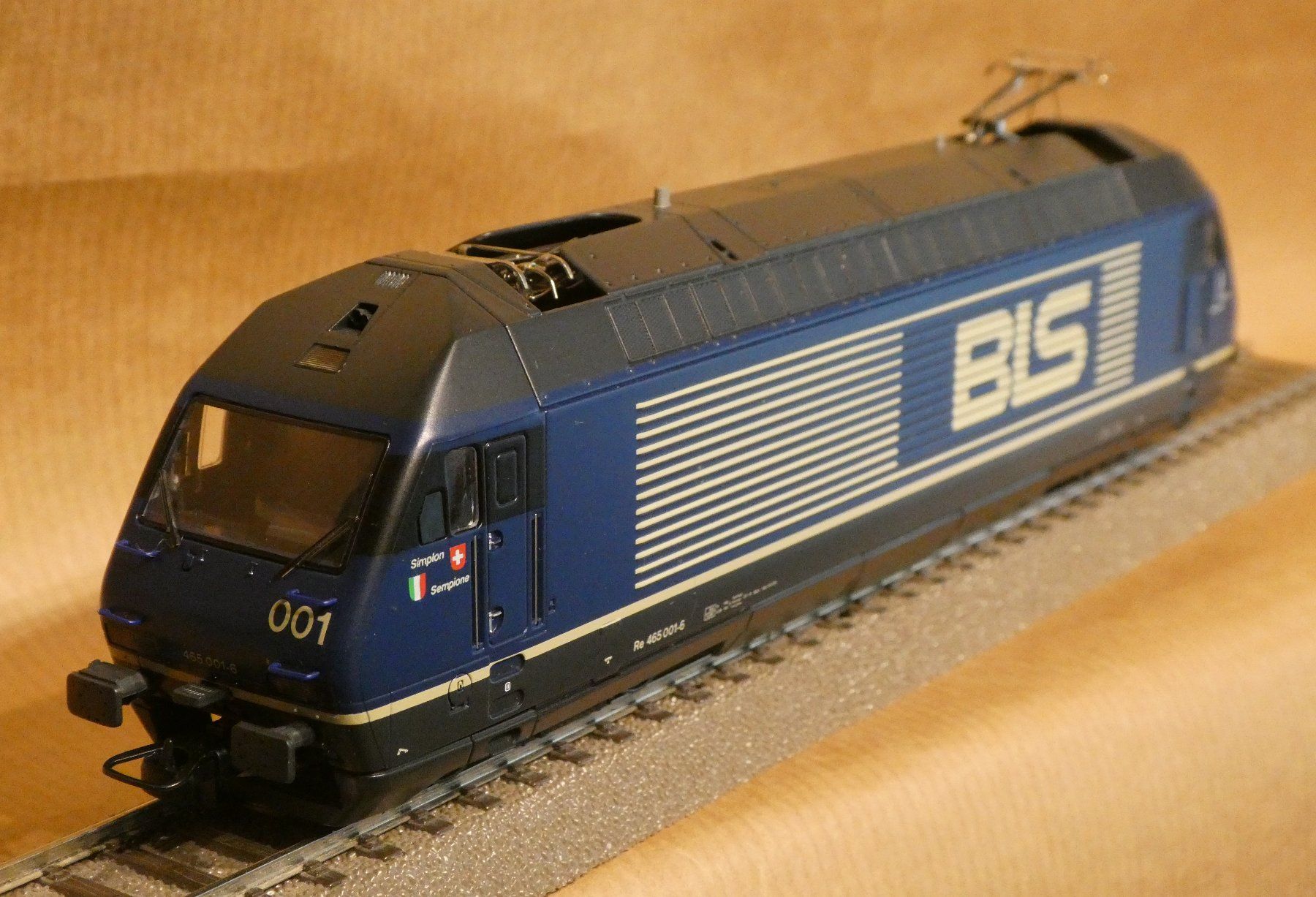 Roco Modellini di ferrovie: Roco BLS Re 460 'Simplon Sempione' DUMMY – Usato da Muri b. Bern venduto da Malagueno 1