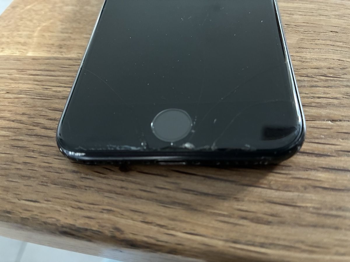 Apple Telefoni cellulari / Smartphones: I Phone 6S – Usato da Schüpbach venduto da Tluky 2