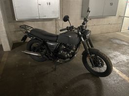 Moto brixton Cromwell 125