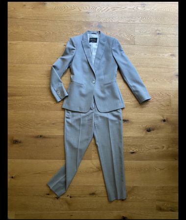 Massimo Dutti Classic Suit 36