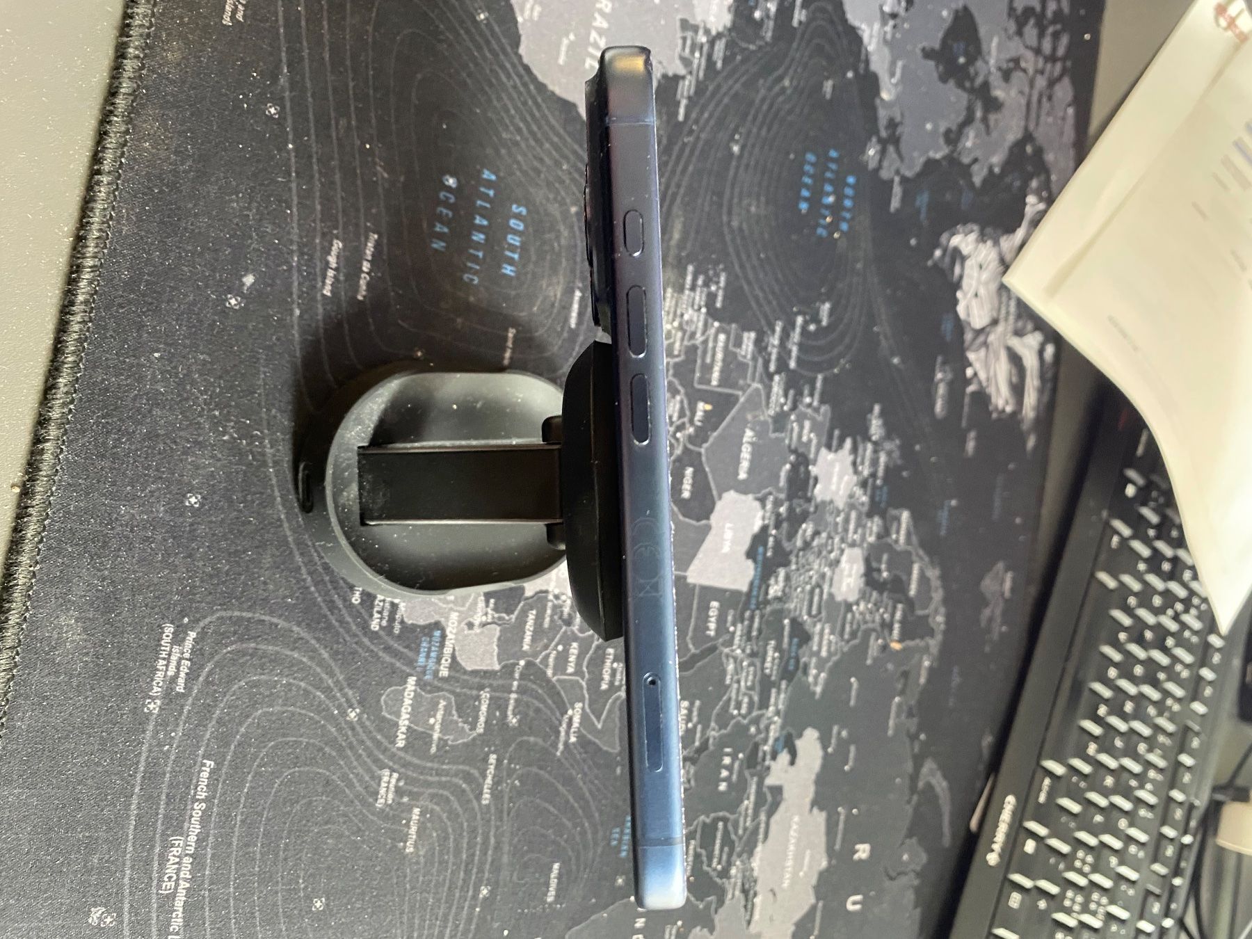 Apple Telefoni cellulari / Smartphones: iPhone 17 Pro 256GB Deep Blue | Display defekt – Usato da Wolfhausen venduto da vins_zh 8