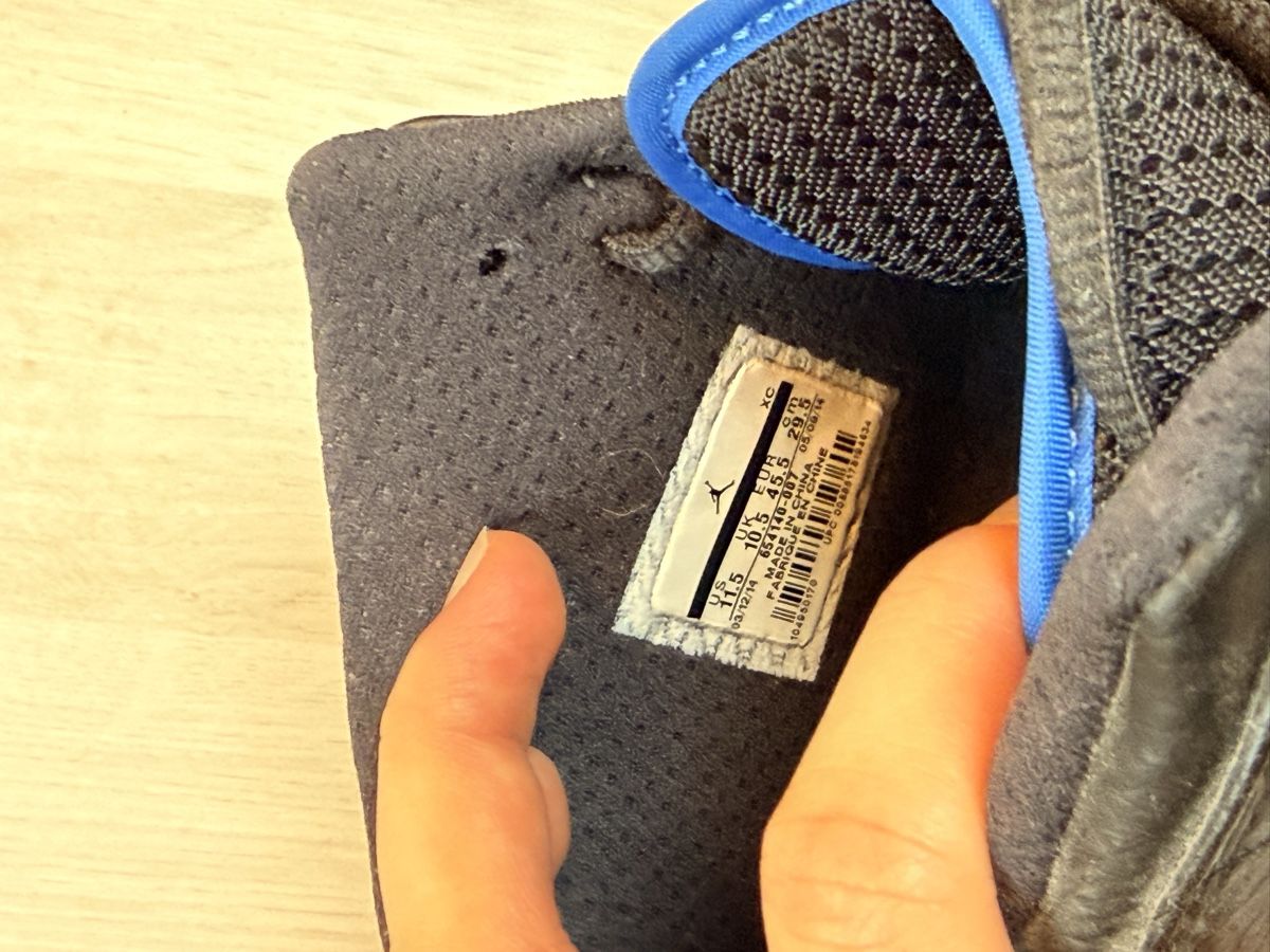 Jordan Scarpe da uomo: Jordan 1 Retro '99 Schwarz Blau – Nuovo (secondo la descrizione) da Herzogenbuchsee venduto da Lena.Maria 4