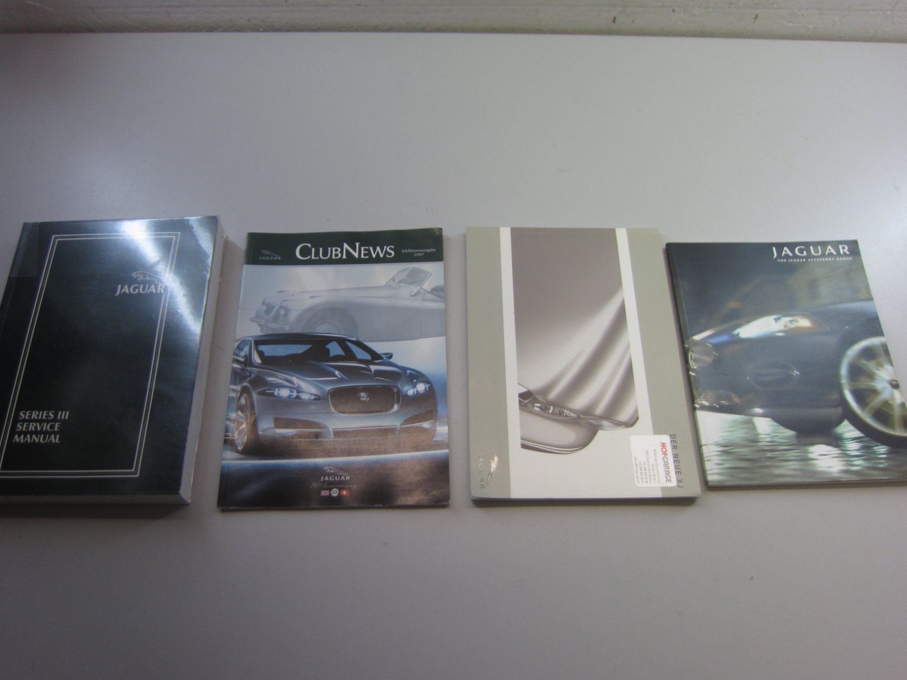 Libri: Jaguar Literatur – Usato da Kilchberg ZH venduto da Cuculus1