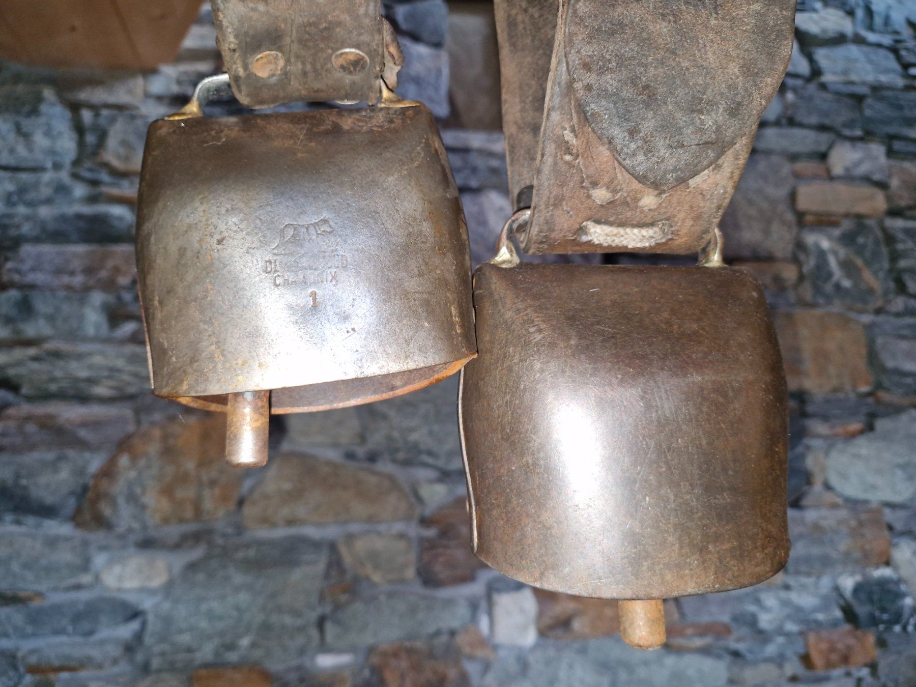 Glocken & Treicheln: Glocken Treicheln – Gebraucht aus Guarda von rue_bpd7 1