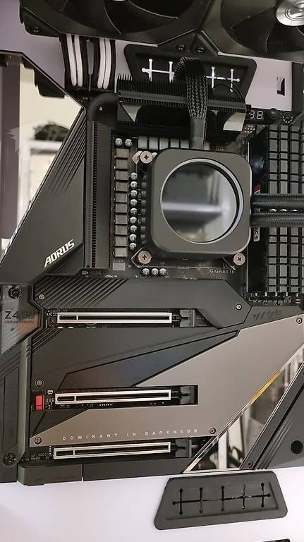 Intel Mainboards: AORUS Z490 EXTREAM – Gebraucht aus Unterengstringen von Baldyman 3