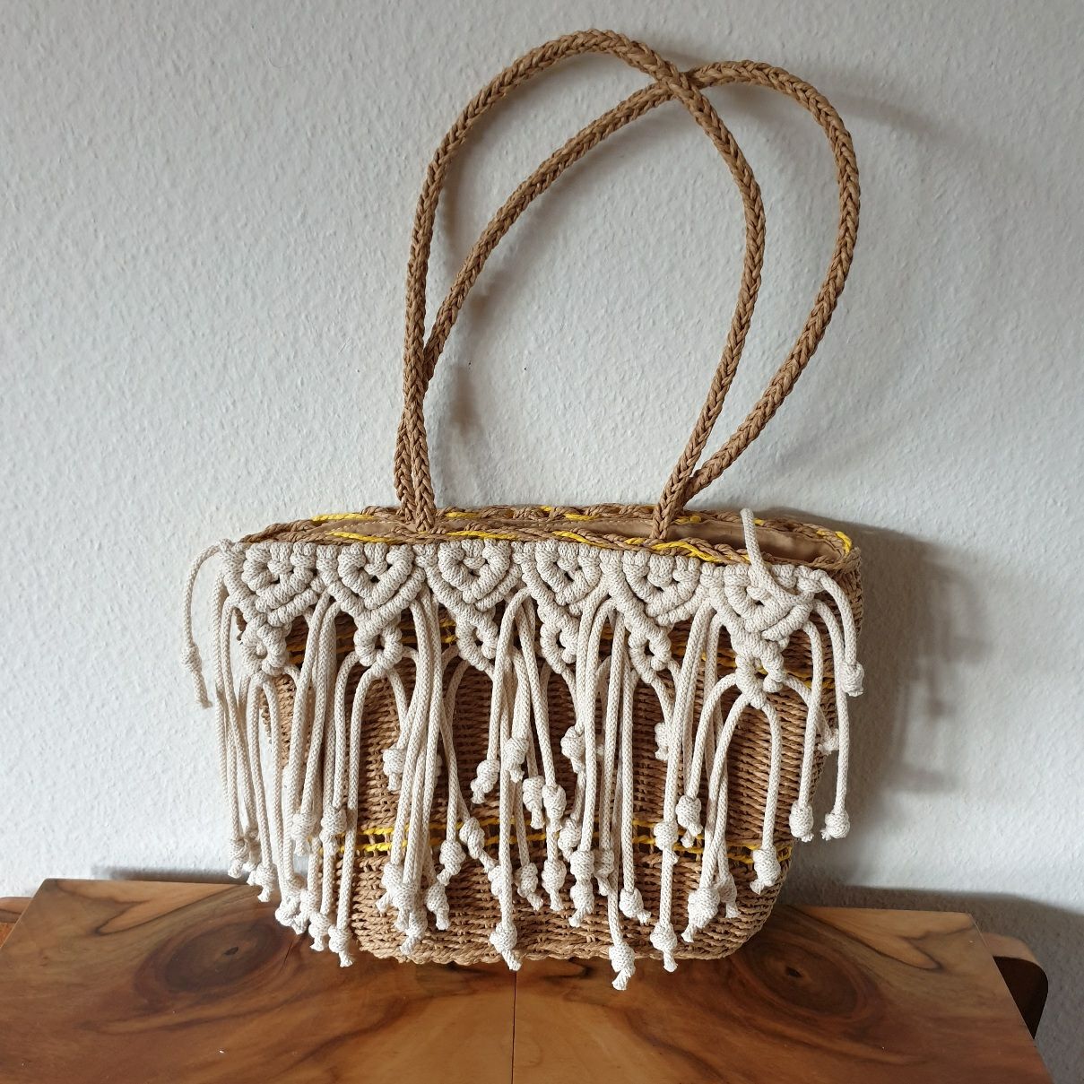 Taschen für Damen: Modischer Strohshopper mit Makramee boho Sommer Tasche – Neu (gemäss Beschreibung) aus Gelterkinden von Macrameed 3