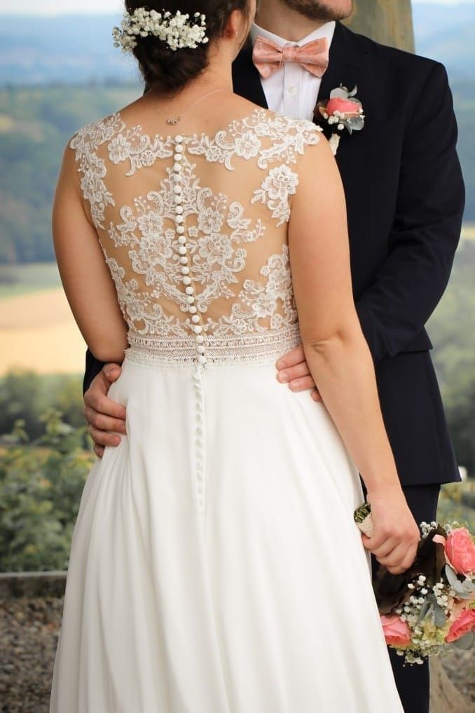 Kleider: Brautkleid – Neu (gemäss Beschreibung) aus Rafz von nat_rg6y