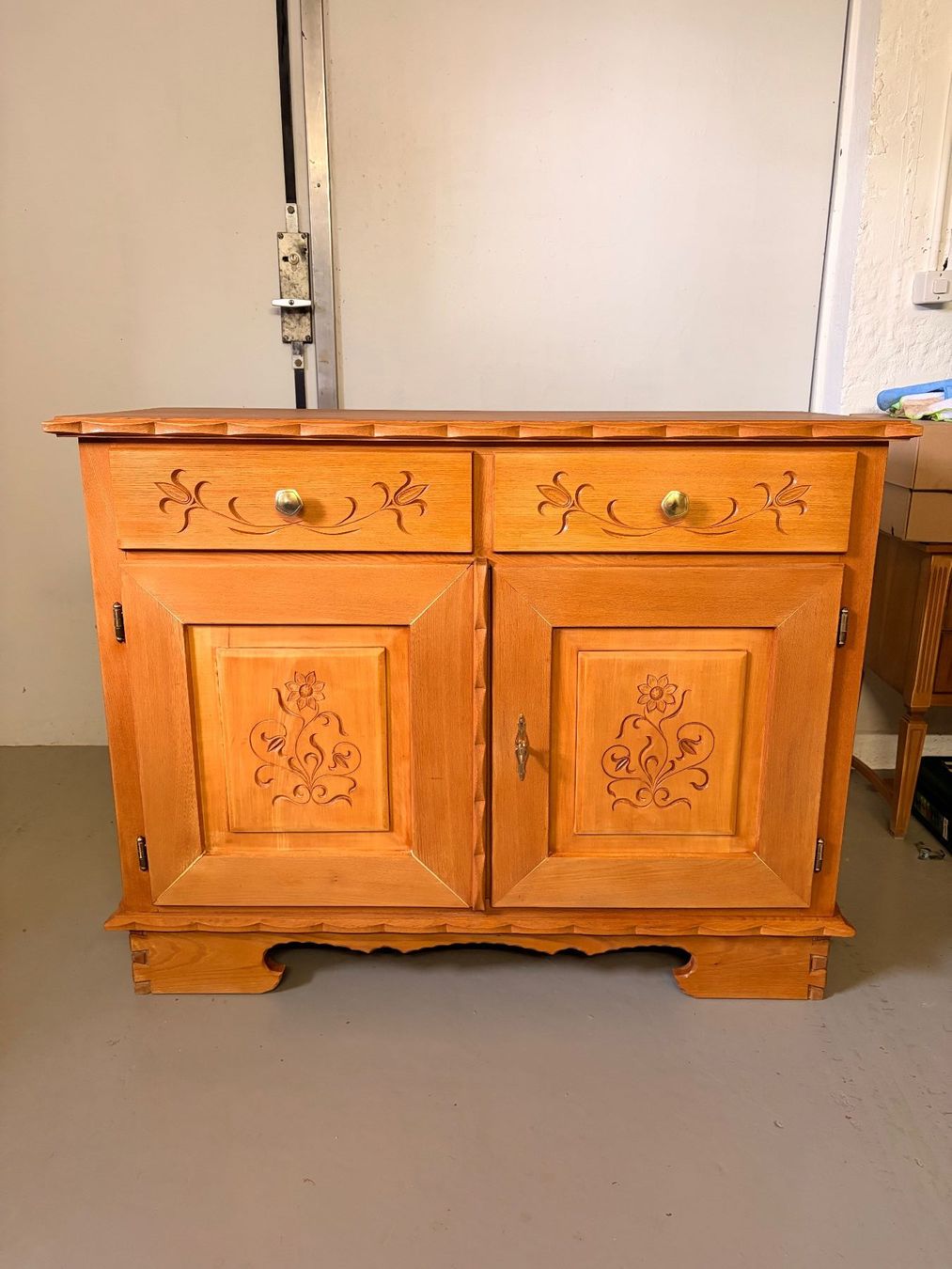 Cassettiere: Schönes Sideboard / Bauernmöbel im Landhausstil – Usato da Rothrist venduto da nmu_b55s