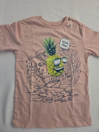 NEW! Kid's T-shirt (122/5-6) w/fun surfing "Yeah Man" motif
