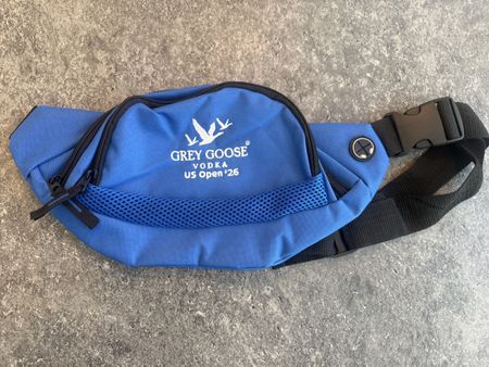 Bauchtasche Grey Goose US Open 26 blau guter Zustand