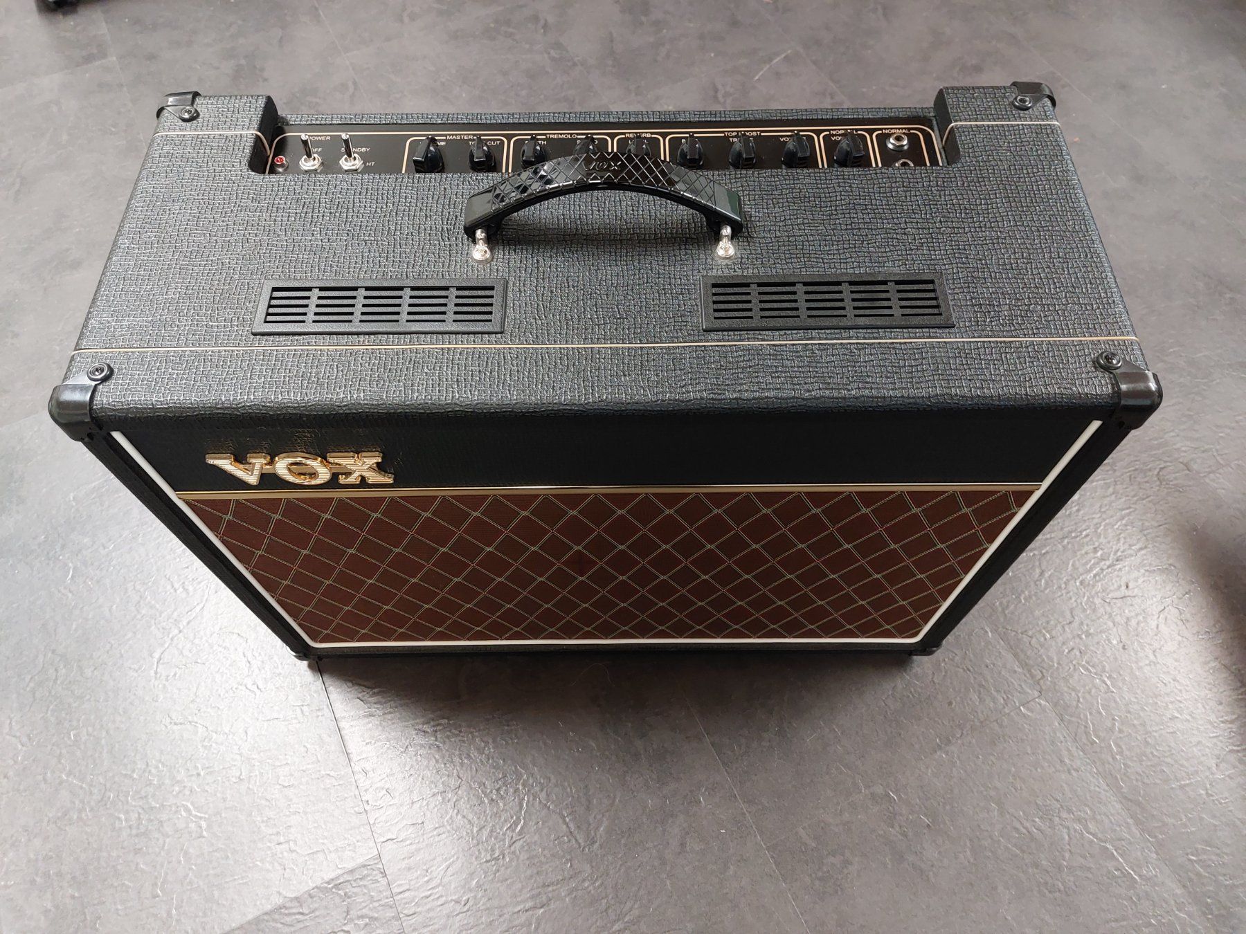 Vox Amplificatori: Vox AC15 C1 E-Gitarrencombo – Usato da Stansstad venduto da christpe