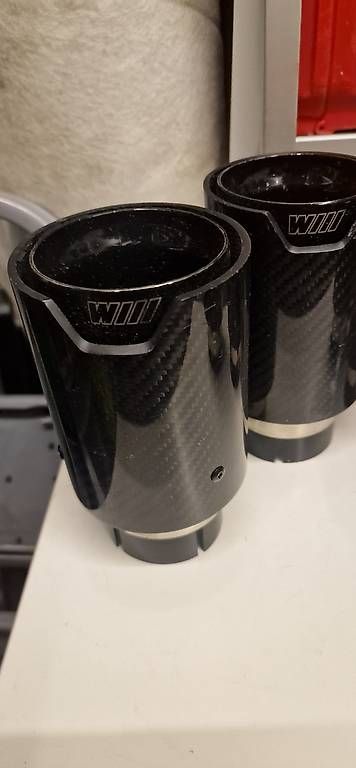 BMW Tutti pezzi di ricambio auto: Black M Performance Optik Carbon – Usato da Altstätten SG venduto da Mythos_7 3