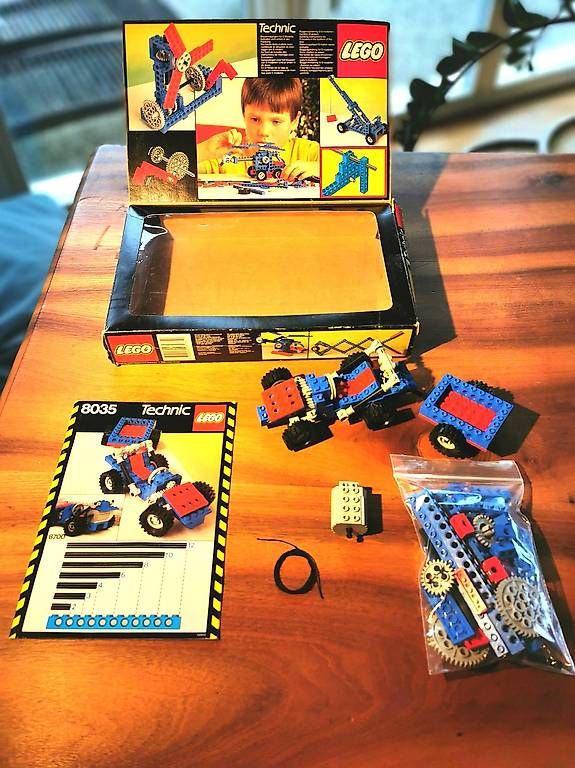 Technics Kit di costruzioni: LEGO Technic 8035 Universal Set mit Box – Usato da Ermatingen venduto da Irem77 2