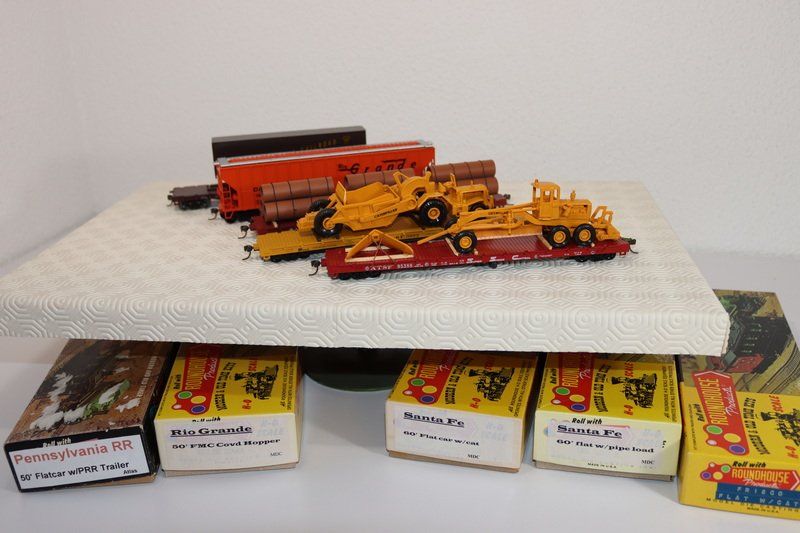 Modellini di ferrovie: 5 US Güterwagen ( 469 ) – Usato da Kerzers venduto da Winu64