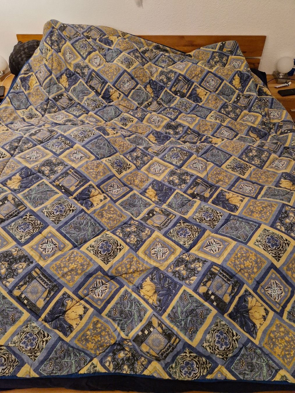 Coperte: Bettüberwurf – Usato da Kulmerau venduto da Doene7