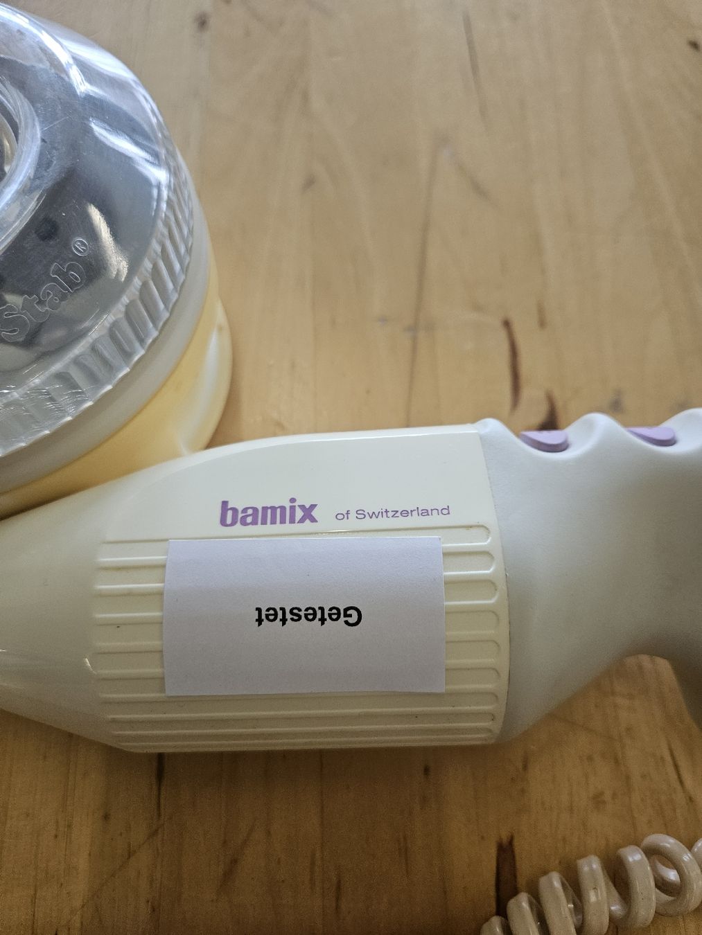 Bamix Küchengeräte: Stabmixer Bamix mit Zubehör – Gebraucht aus Pratteln von Cartonsducoeur_bl 1