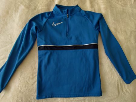 Nike LangarmShirt Fussball Gr.: 122 - 128 Unisex