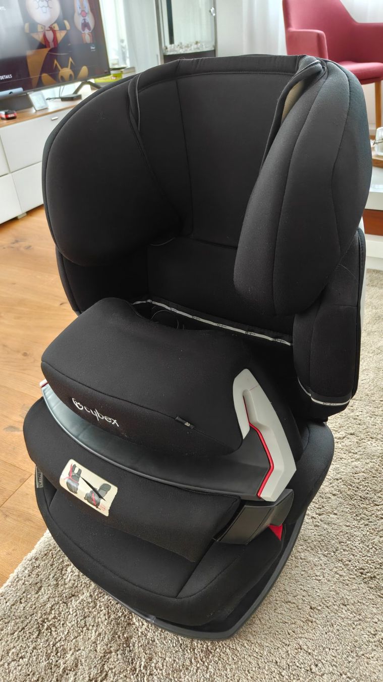 Cybex Seggiolini per auto: Cybex Pallas Kinderautositz Schwarz – Usato da Mels venduto da joe_7jf8