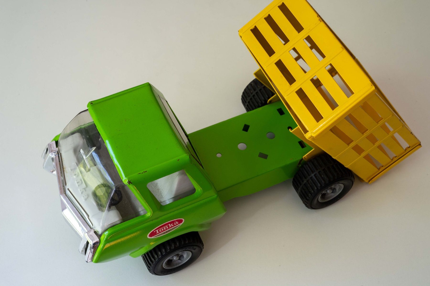 Tonka Giocattoli: Tonka Kipplaster / Heuwagen – Usato da Schwerzenbach venduto da floridan 5