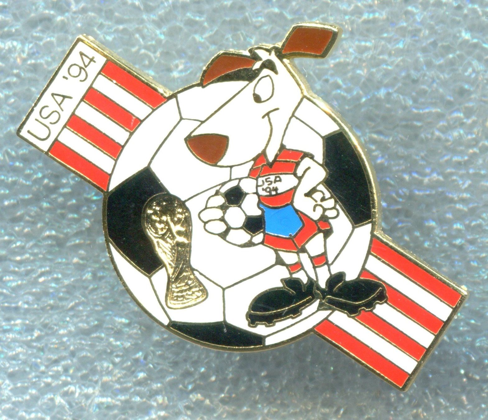 Fifa Plaketten & Abzeichen: FIFA  WM '94 USA  Maskottchen – Gebraucht aus Winterthur von Sammleroase