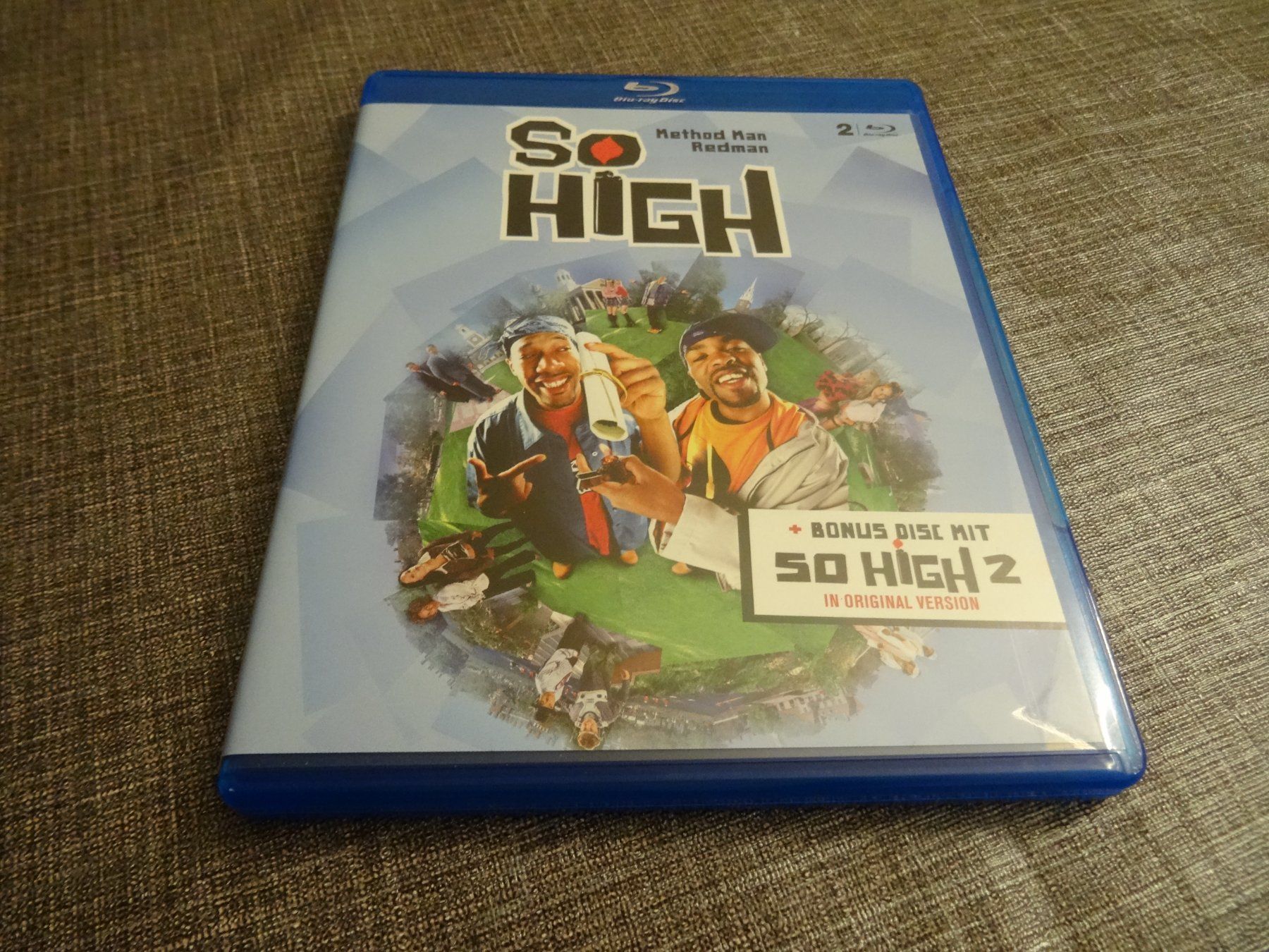 Tous les DVDs: So High Blu-ray Film mit Bonus Disc – D'occasion à Olten par Disc-Verkauf 2