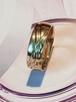 Anelli: Stilvoller Goldring mit elegantem Muster – Nuovo (secondo la descrizione) da Unterägeri venduto da Altgoldschmuck 7