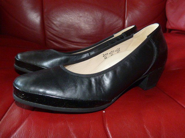 Scarpe da donna: Waldläufer Pumps, Gr. 4,  schwarz, NEU – Nuovo (secondo la descrizione) da Nunningen venduto da Fashion-Ave51