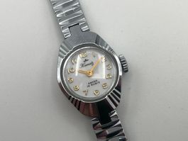 Kamatz 15 Rubis Handaufzug Vintage Damenuhr defekt