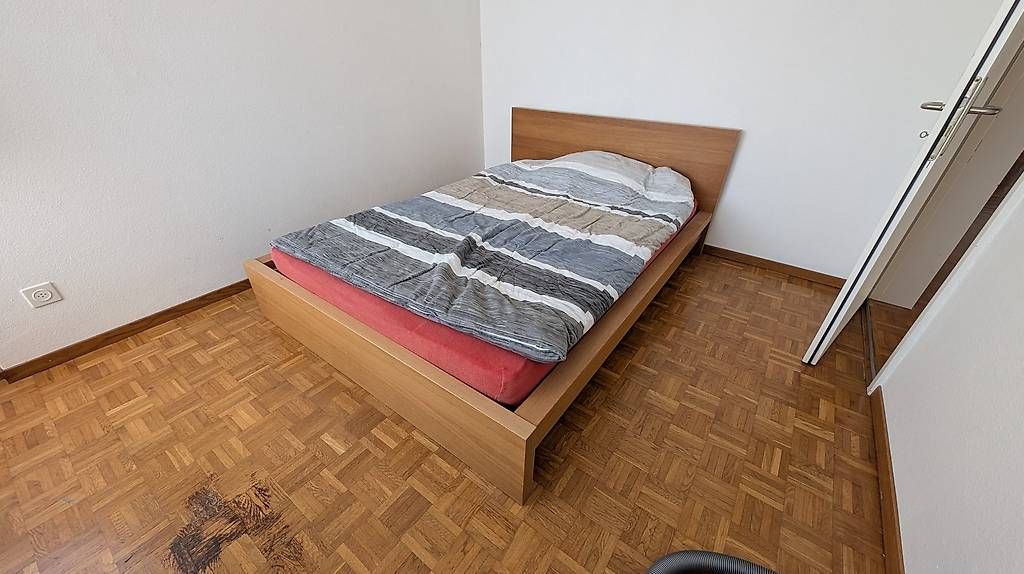 Lits: Doppelbett – D'occasion à Rapperswil par cas_9fh2