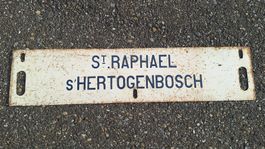 Altes Zuglaufschild, s-Hertogenbosch – St. Raphael