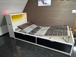 Bett 90x200 cm Schubladen, Beleuchtung, Kopfteil, Lattenrost