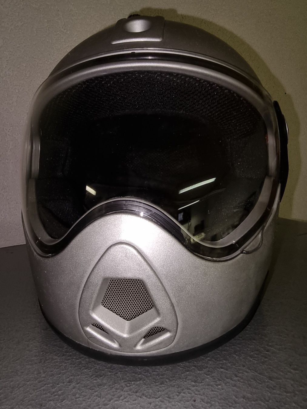Caschi & visiere: HELM___Motorrad-Helm__silber – Usato da Nesslau venduto da jon_h5bl 3