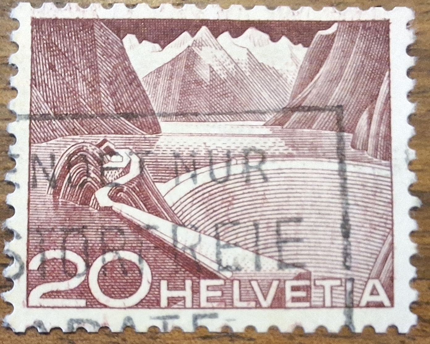 Tous les timbres: Nr 301A Staumauer mit farbigem Strich – D'occasion à Balgach par SIMEON27