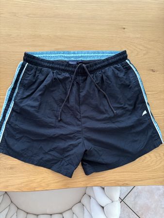 Pantaloncini sportivi con strisce azzurre taglia L