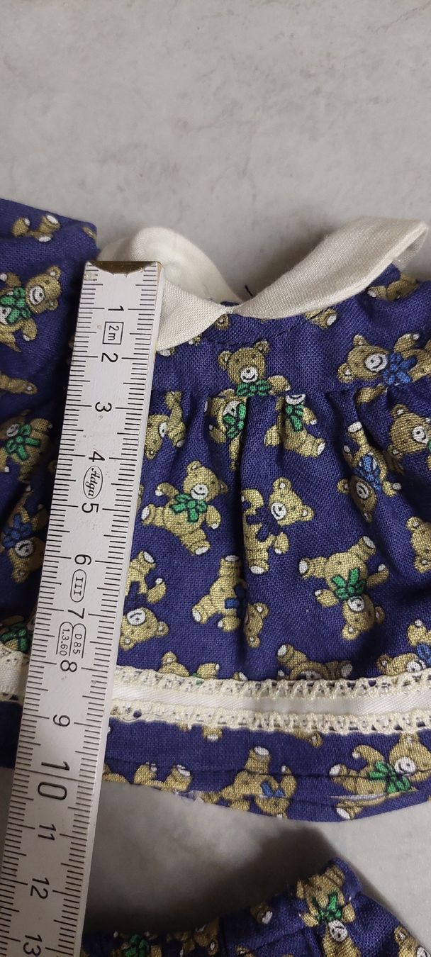 Bambole: Puppenkleider gebraucht aus Vitrine – Usato da Muri AG venduto da nindo1 4