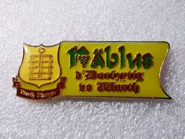 Ansteckpin 40: Räblus