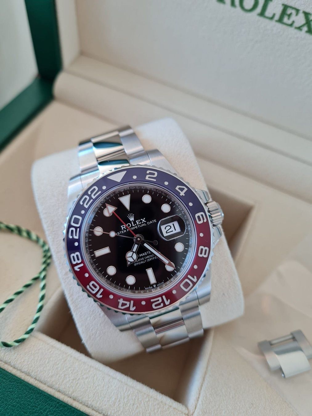 Rolex Orologi: Rolex GMT-Master II 126710BLRO Full Set – Usato da Sursee venduto da watch-hunter13 1