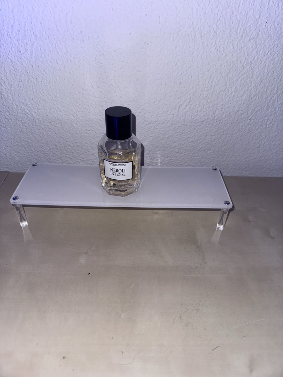 Profumi & Eau de Toilette: 5 ml Jeanne en Provence – Nuovo (secondo la descrizione) da Bern venduto da Miniparfum