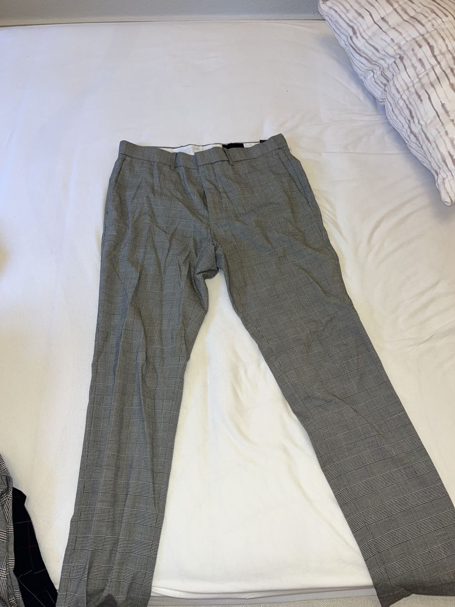 H&M Pantaloni: H&M men pants – Usato da Pully venduto da ari_78pk
