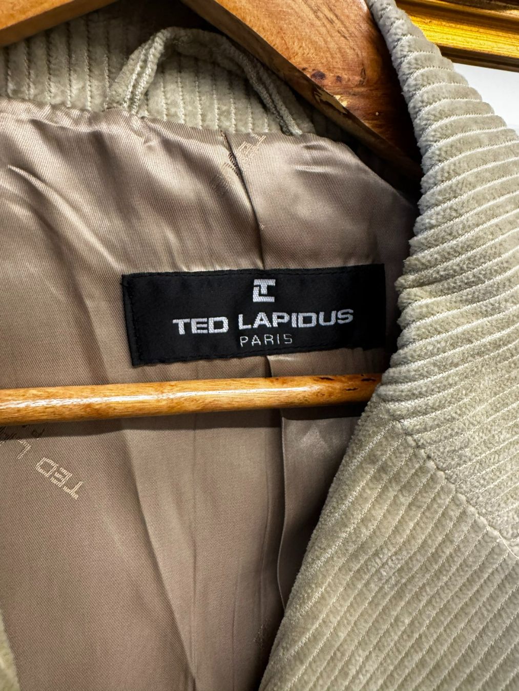 Cappotti: Cord Mantel Nie Getragen – Nuovo (secondo la descrizione) da Spreitenbach venduto da Carswiss 1