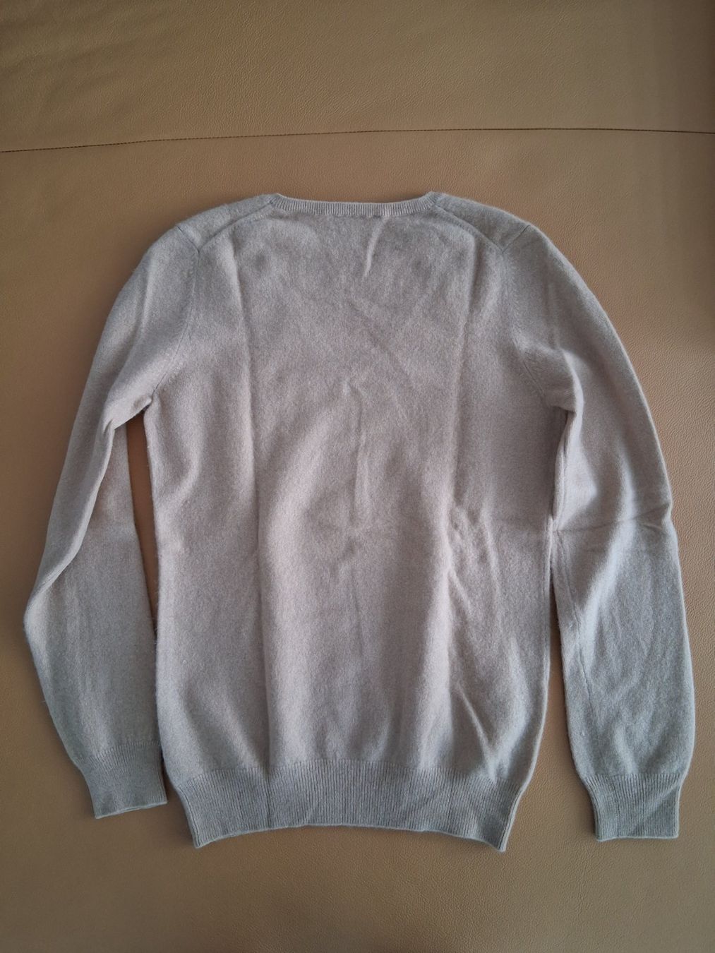 Uniqlo Pullover & Sweatshirts: Kaschmir Pullover Grösse M – Gebraucht aus Goldach von no_83 2