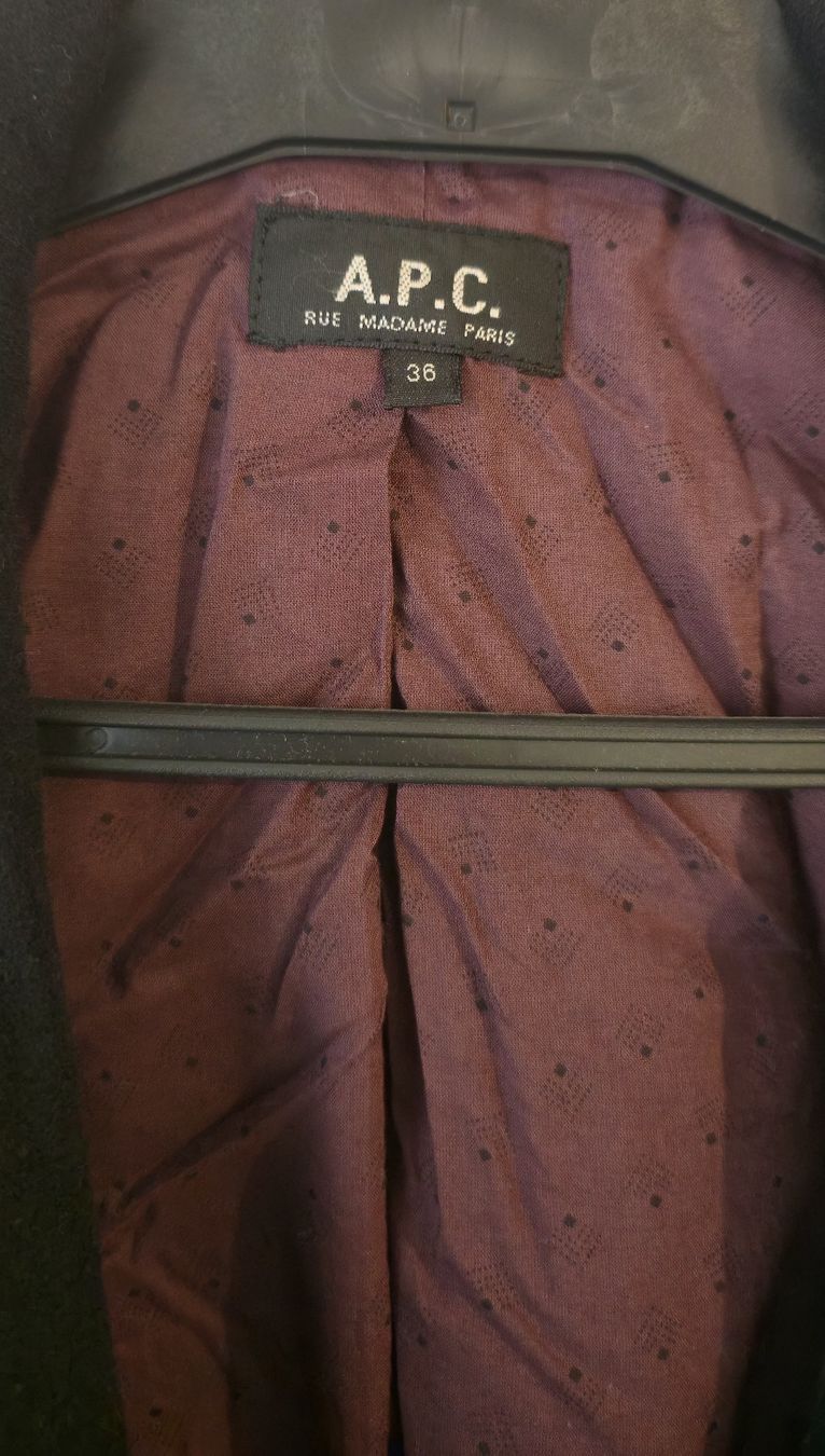 Apc Cappotti: Manteau A.P.C. noir élégant, taille 36 – Usato da Genève venduto da MariaS2 2